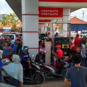 Terpuruknya Harga Minyak Dunia, Pemerintah Harus Maksimalkan Sumbangan Sektor Hilir Pertamina
