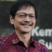 200 LTSHE Diserahkan Dirjen EBTKE untuk Terangi Pulau Terluar