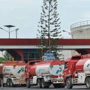 Pemerintah Instruksikan Pertamina Amankan Pasokan Premium