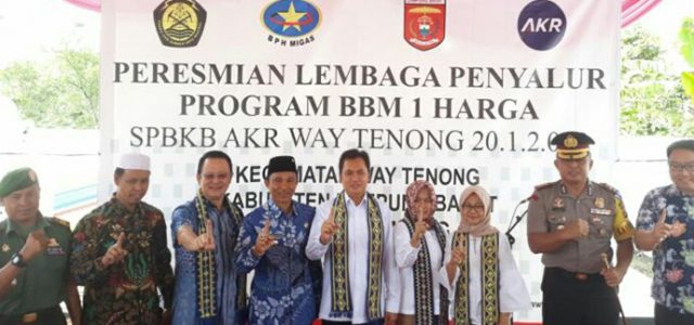 AKRA Resmikan Pengoperasian Lembaga Penyalur BBM Satu Harga di Lampung Barat