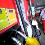 Pemerintah Bahas Penambahan Anggaran Subsidi Solar