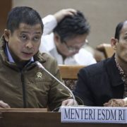 Menteri ESDM Paparkan RAPBN 2019 di Raker Komisi 7 DPR