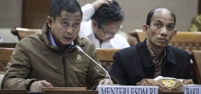 Menteri ESDM Paparkan RAPBN 2019 di Raker Komisi 7 DPR