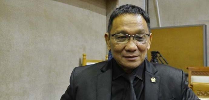 Anggota DPR Sebut Premium BBM Oplosan