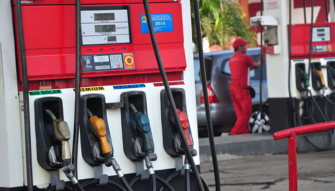 ylki pertanyakan kebijakan pemerintah kembali jual premium di jamali