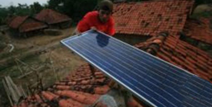 ASEI Catat 400 Rumah Pasang Panel Surya
