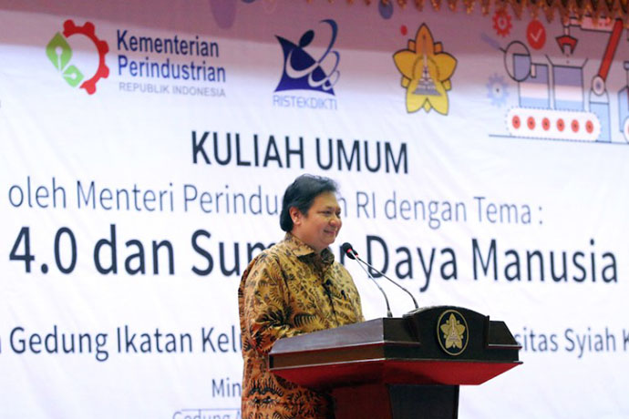 Mahasiswa_harus_mampu_bersaing_di_revolusi_industri_ke-4