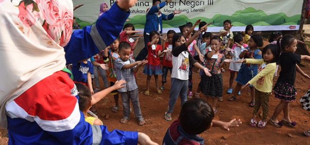 Ribuan Pekerja Pertamina Mengajar Siswa SD  