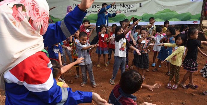 Ribuan Pekerja Pertamina Mengajar Siswa SD  