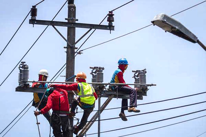 pln segera mungkin pulihkan gangguan kelistrikan di lombok