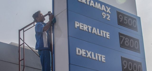 Pengamat Sebut Harga BBM Nonsubsidi Wajar Disesuaikan