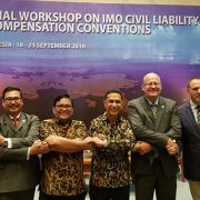 Kemenko Kemaritiman Gandeng IMO Tangani Tumpahan Minyak 