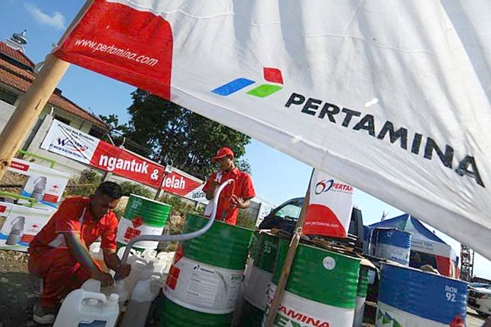 pertamina pastikan distribusi bbm di karimun jawa lancar