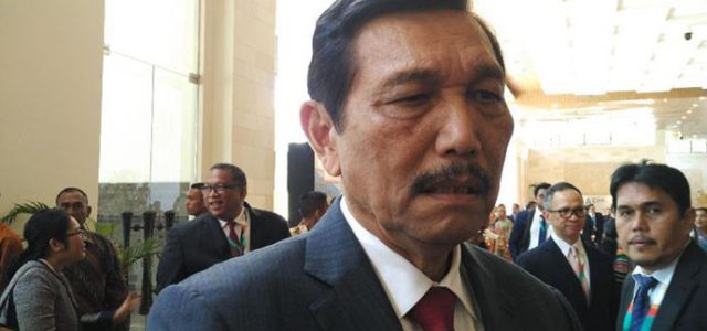 Luhut Minta Pertamina Tak Tunda Lagi Bangun Kilang