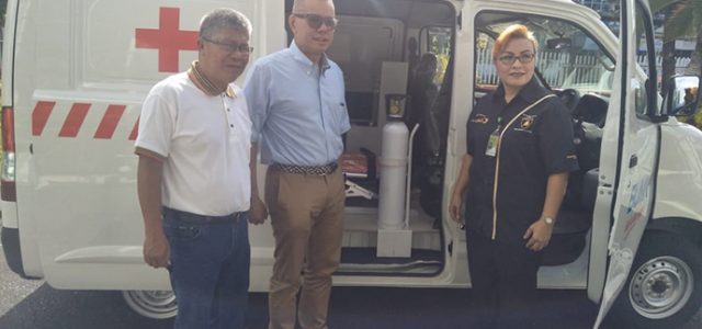 Tingkatkan Akses Kesehatan, Pertamina Bantu Ambulan
