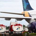 avtur turun maskapai harus segera turunkan harga tiket