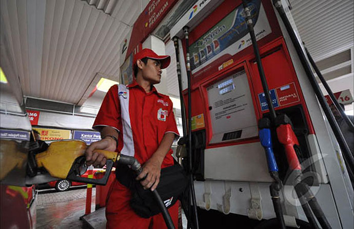 menteri esdm penurunan harga bbm karena mengikuti mekanisme pasar