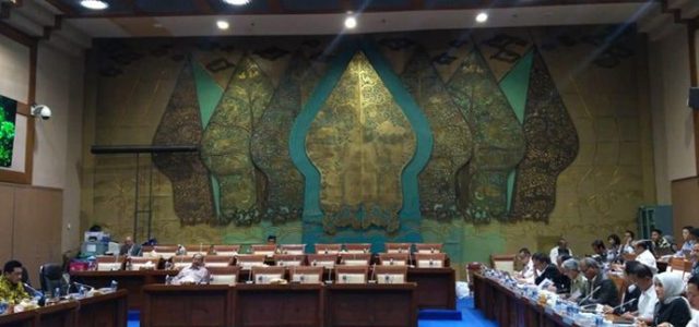 Komisi VII Acam Bubarkan BPH Migas