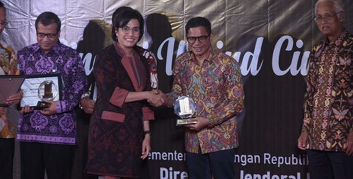 Jadi Salah Satu Pembayar Pajak Terbesar, Pertamina Raih Penghargaan
