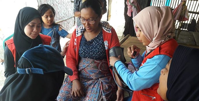 Tim Medis PHE ONWJ Periksa Ibu Hamil di Pesisir Pantai Karawang