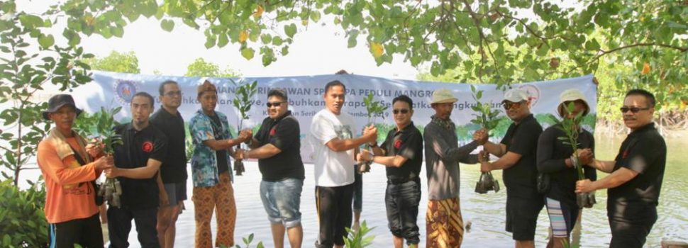Aksi Peduli Lingkungan, Pekerja Pertamina Sisihkan Gajinya Untuk Tanam Mangrove