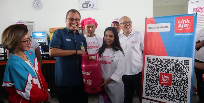 Pujasera di Rest Area Jagorawi Kompak Gunakan Tabung LPG Pink