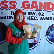 Kucurkan 500 Juta, Pertamina Kembangkan UMKM di Surabaya