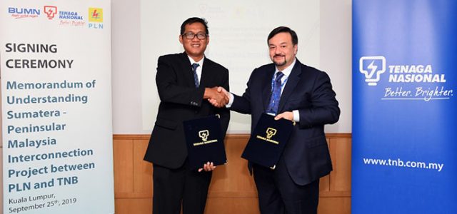 Ditandai Penandatanganan MoU, PLN Akan Pasok 600 MW ke Malaysia