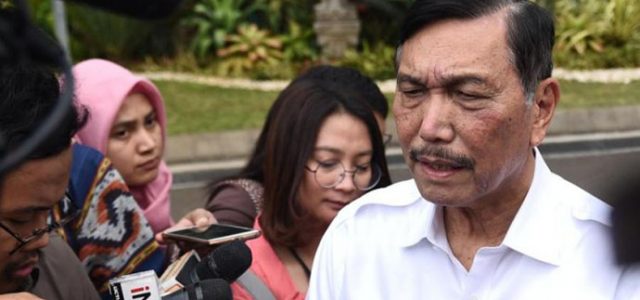 Luhut Tegaskan Pemerintah Komitmen Dukung Pengembangan Kendaraan Listrik
