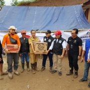Pertamina Salurkan Bantuan Banjir dan Longsor di Bogor