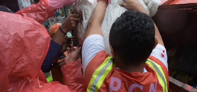 Hari ke Lima Pasca Banjir, Pertamina Kerahkan Relawan Bantu Warga Kerja Bakti