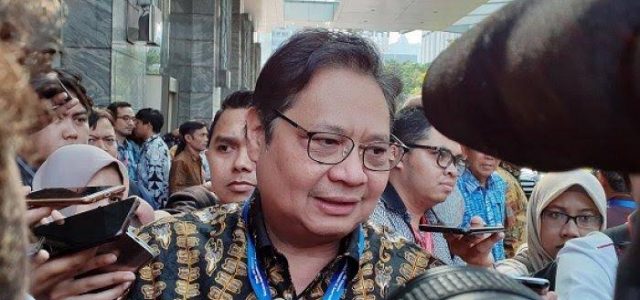 Airlangga: Pemerintah Sedang Hitung Ulang Komponen Harga Gas 