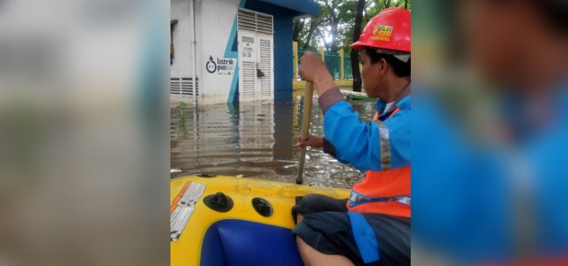 Demi Keselamatan Warga, PLN Padamkan Listrik di Sejumlah Daerah Terdampak Banjir