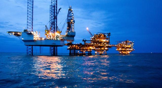 Energy Watch : Pertamina Serba Salah dengan Target Produksi Pemerintah