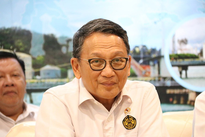 Menteri ESDM Berharap 2023 Target Pemerintah Tekan 358 Juta Ton Emisi Tercapai