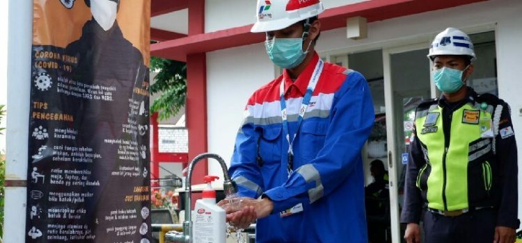 Cegah COVID-19 , Pertamina Lubricants Sterilisasi Area Produksi