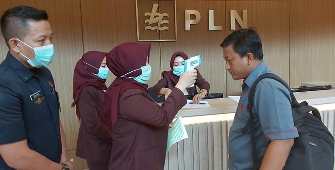 Di Tengah Covid-19, PLN Tetap Siaga agar Pasokan Listrik Masyarakat
