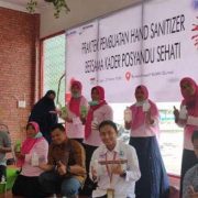 Cegah Penyebaran Corona, Kader Posyandu Binaan Pertamina Belajar Buat Hand Sanitizer