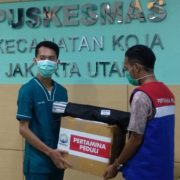 Bersama Petugas Medis Lawan Corona, Pertamina Salurkan 22 Ribu Masker