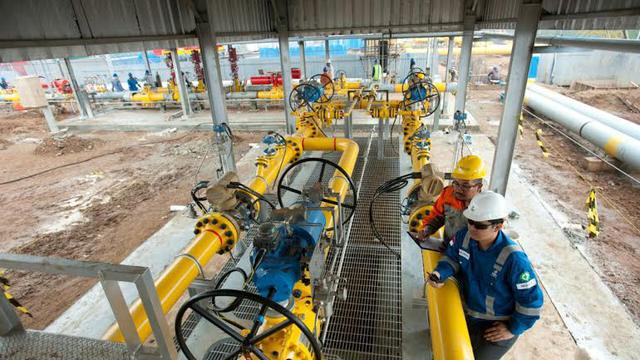 pemerintah didesak batalkan penetapan harga gas industri us$ 6 per mmbtu