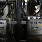Ringankan Beban Masyarakat Akibat Corona, YLKI Minta Tarif Listrik Diturunkan