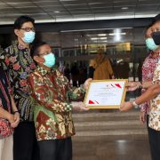 Dukung Penanganan Covid-19, PLN Salurkan Bantuan Rp10,2 M