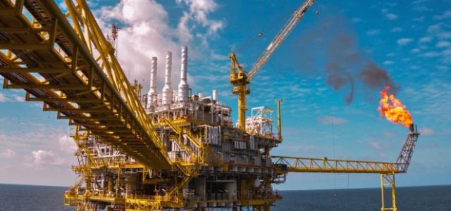 Energy Watch Sanjung Aksi Pertamina Manfaatkan Penurunan Harga Minyak