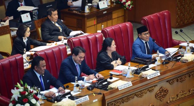 IRESS Desak Pembahasan RUU Minerba Dihentikan Karena Cacat Hukum