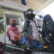 Minyak Dunia Anjlok, Tapi Harga BBM tak Kunjung Turun, Ini Penjelasannya