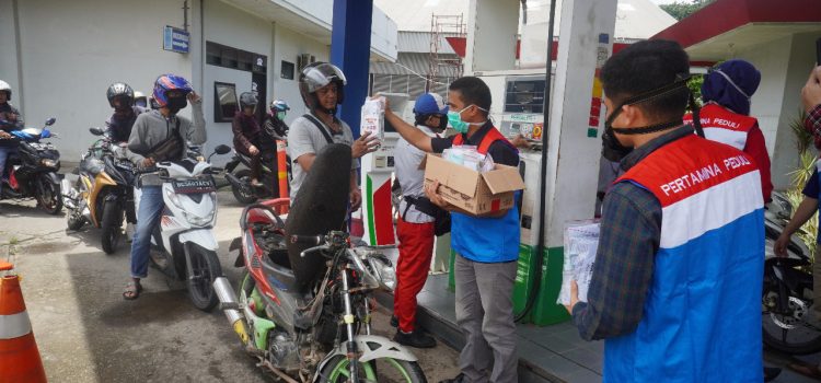 Pertamina Bagi Paket Sehat Kepada Konsumen SPBU
