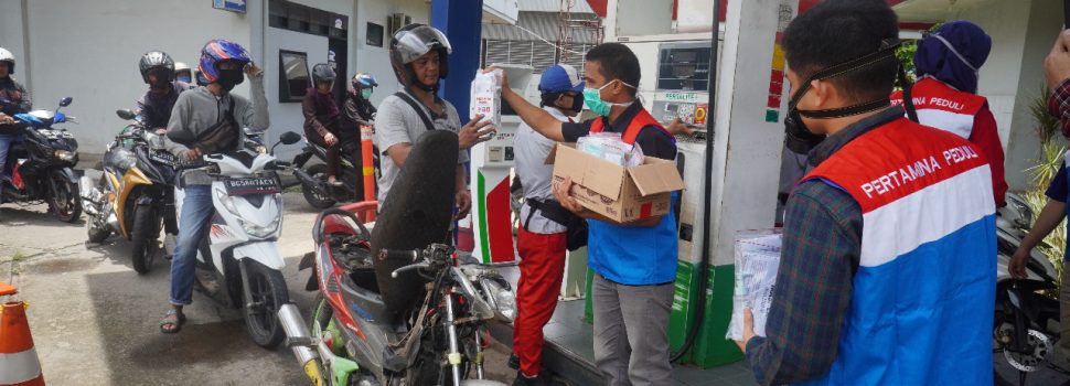 Pertamina Bagi Paket Sehat Kepada Konsumen SPBU