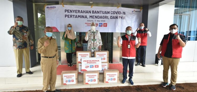 Sinergi Pertamina dan TP PKK Kemendagri Salurkan Bantuan Paket Alat Kesehatan