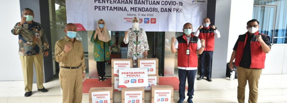 Sinergi Pertamina dan TP PKK Kemendagri Salurkan Bantuan Paket Alat Kesehatan