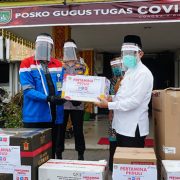 Hingga Medio Mei, Pertamina Peduli Salurkan 1,3 M Bantuan Covid-19 di Riau dan Jambi